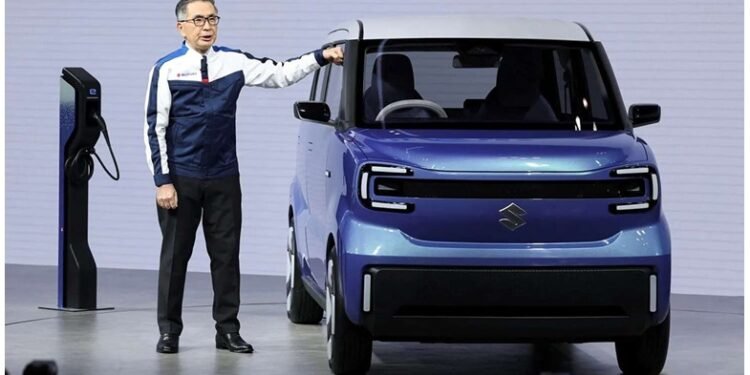 Suzuki Vision 2025 Japan Mobility Show e-Sky BEV and e-VanVan concept