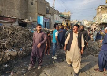Drain Cleaning Operation in UC-14 Manghopir Town Under Supervision of Chairman Haji Nawaz Ali Brohi