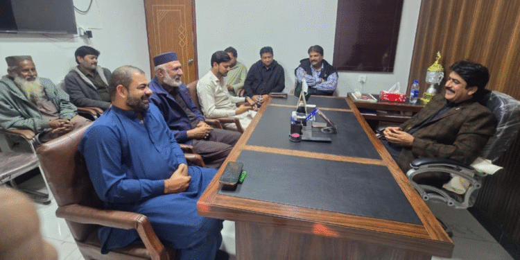Manghopir Town Development Accelerated as Municipal Commissioner Holds Key Review Meeting